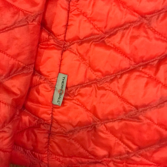 North Face THERMOBALL Jacket - Picture 4 of 5